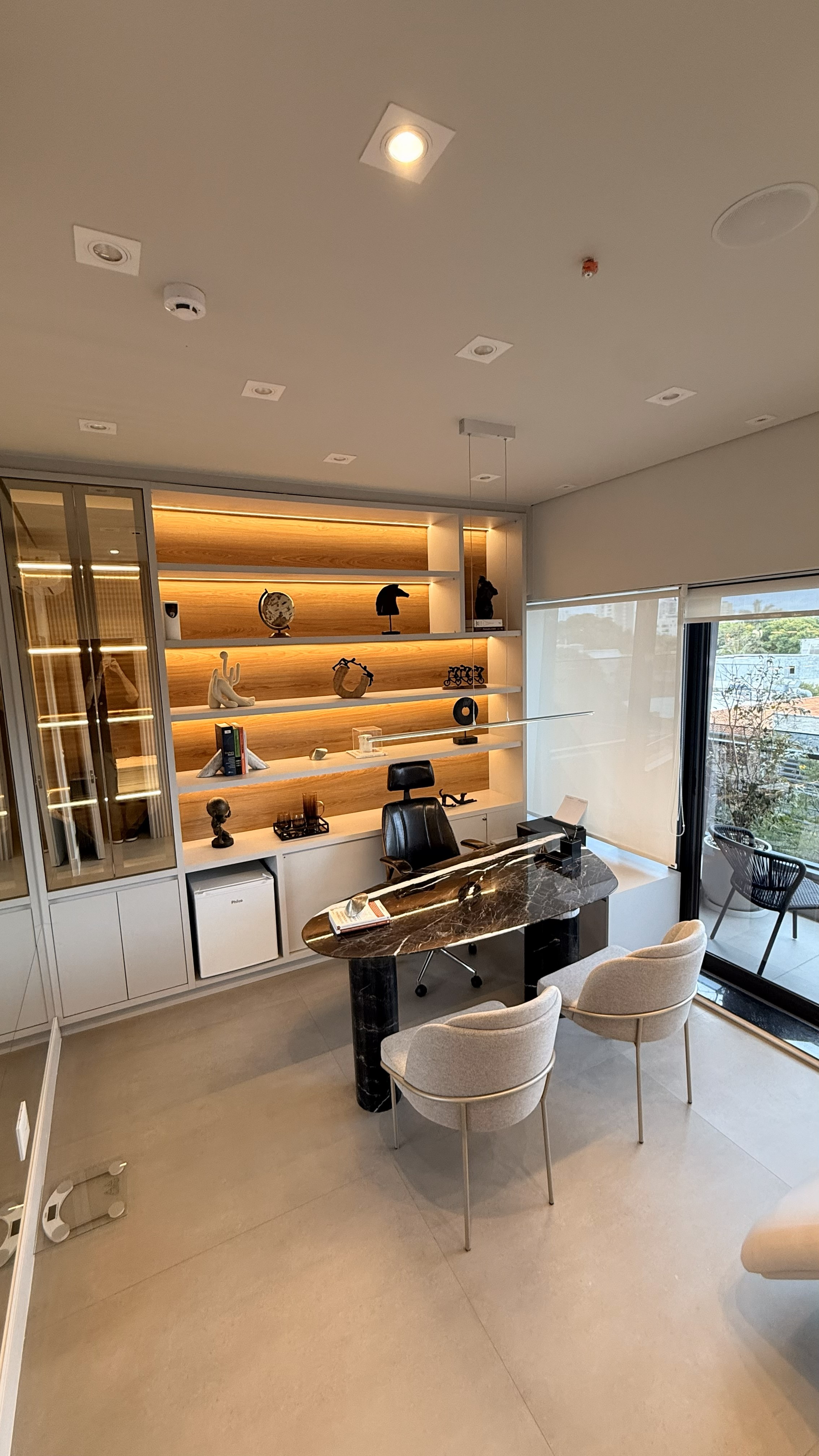 Consultório Dr. Gilton Cambuí - Escritório